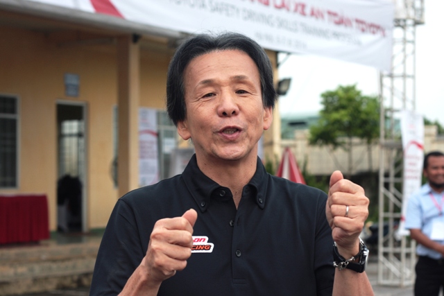 Chuyên gia Nhật đào tạo lái xe cho CSGT Việt Nam